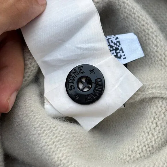 Stone Island AW2011 Lambswool 1/4 Button-Up Knitted Sweater In Snow White